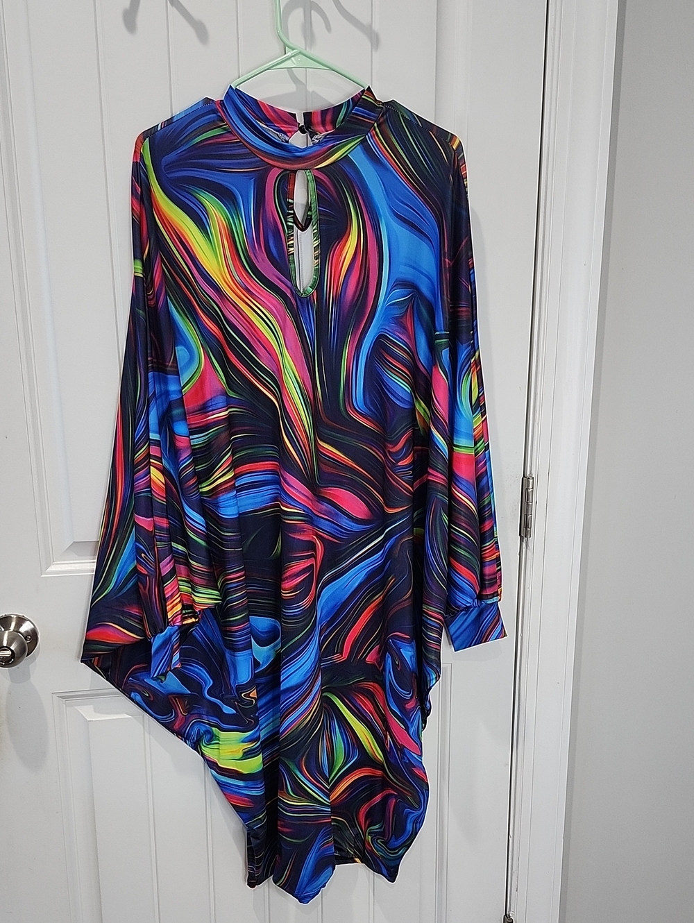 Vibrant Multicolor Keyhole Tunic Top